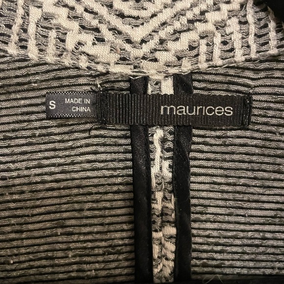 Aztec print light jacket - Picture 3 of 3